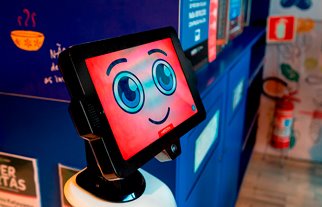 Rede adota robô autônomo para interagir com consumidor