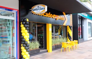 Santa Clara abre três lojas em menos de uma semana